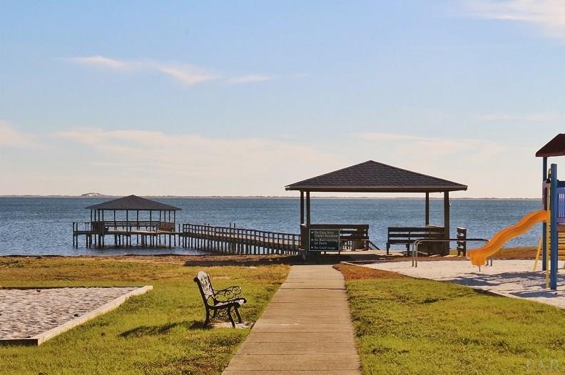 6627 Bluefish Road Navarre, FL 32566 - Photo 6 of 15 Gallery Image 6