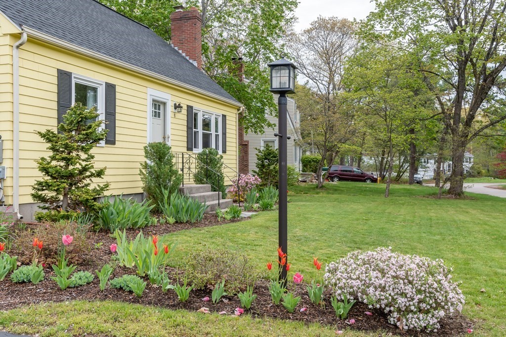 6 Sherman Road Millis, MA 02054 - Photo 4 of 28 Gallery Image 4