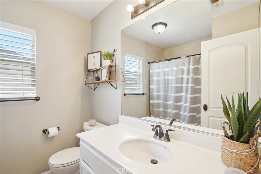22982 Teil Glen Road Wildomar, CA 92595 - Photo 14 of 19
