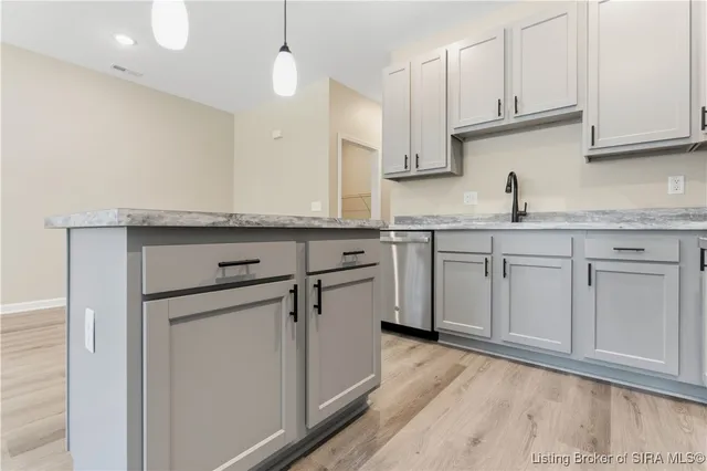 $189,999 | 129 Level Street, Charlestown, IN 47111