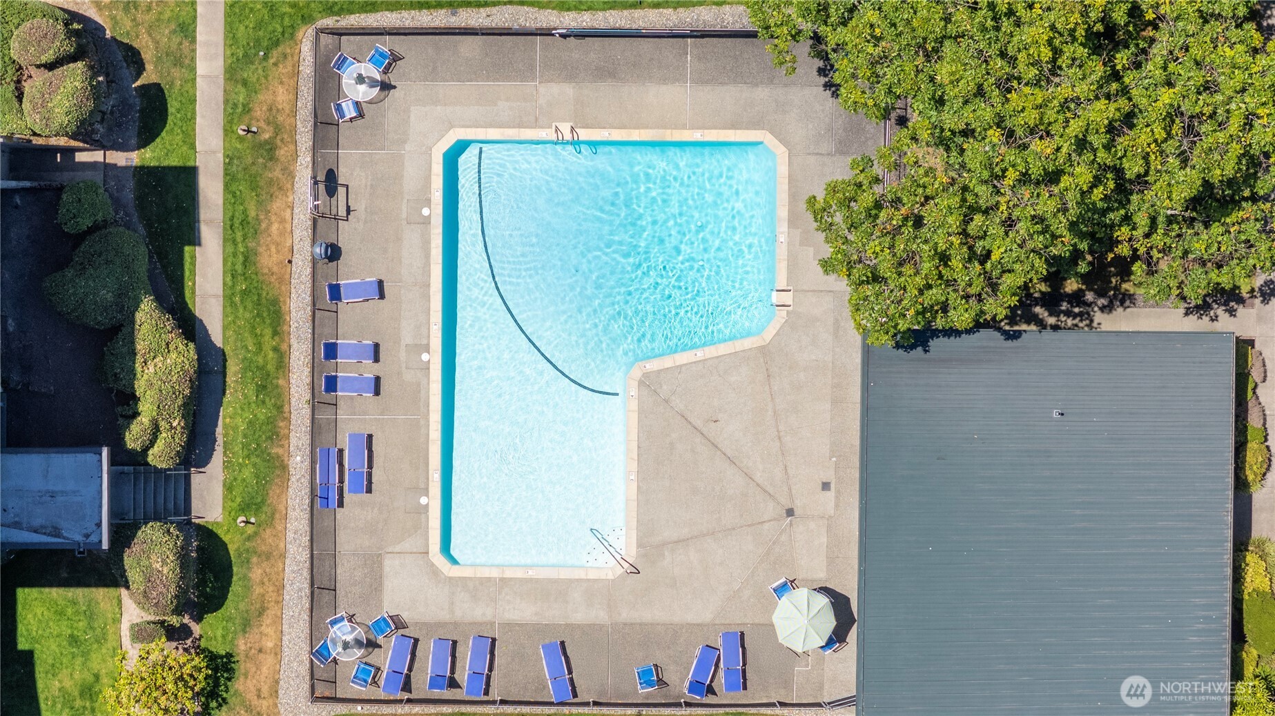 7021 Sand Point Way Northeast, Unit B201 Seattle, WA 98115 - Photo 15 of 29