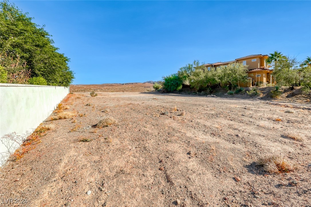 14 Pyrenees Court Henderson, NV 89011 - Photo 11 of 19
