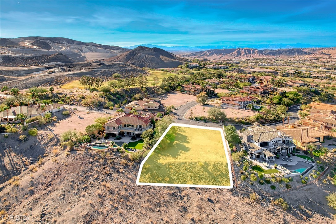 14 Pyrenees Court Henderson, NV 89011 - Photo 4 of 19