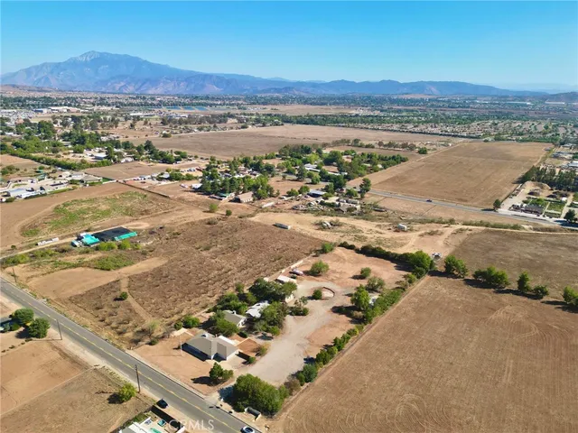 $1,750,000 | 38011 Vineland Street, Cherry Valley, CA 92223