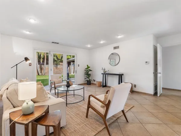 $950,000 | 152 Carey Road, Oceanside, CA 92054