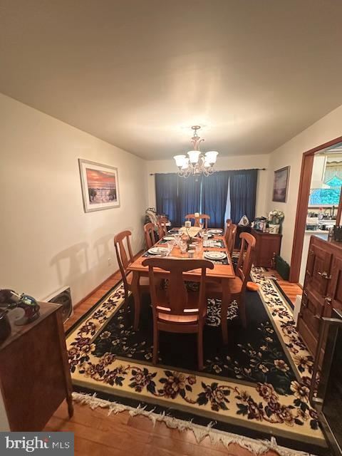 306 Liberty Road Reedville, VA 22539 - Photo 24 of 43 spacious dining room