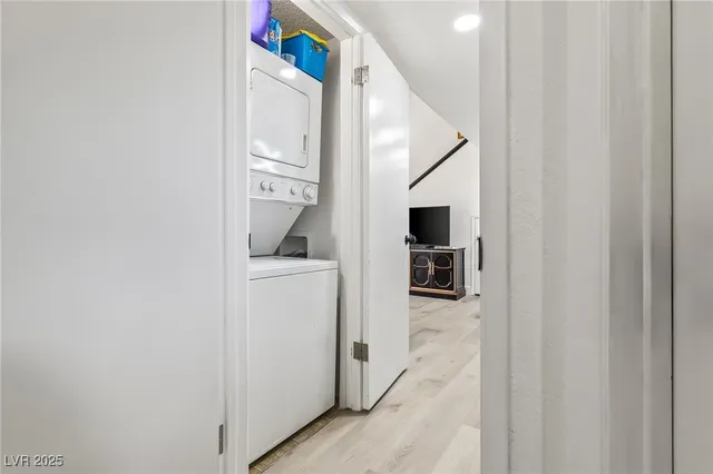 $210,000 | 3720 Desert Marina Drive, Unit 32, Laughlin, NV 89029