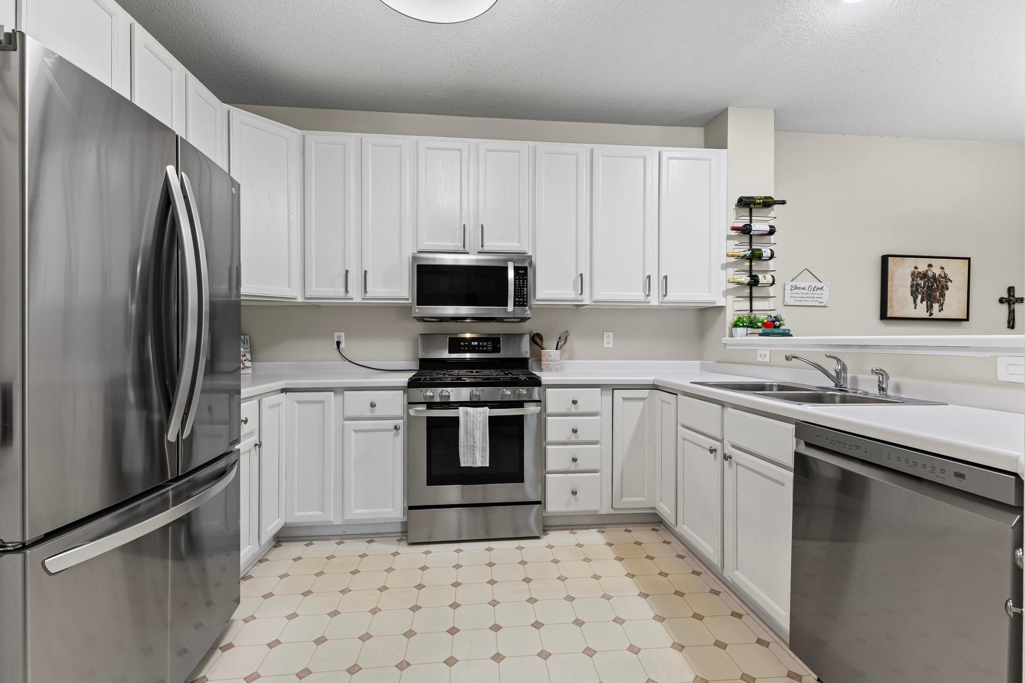 14393 Wilson Drive Eden Prairie, MN 55347 - Photo 11 of 28