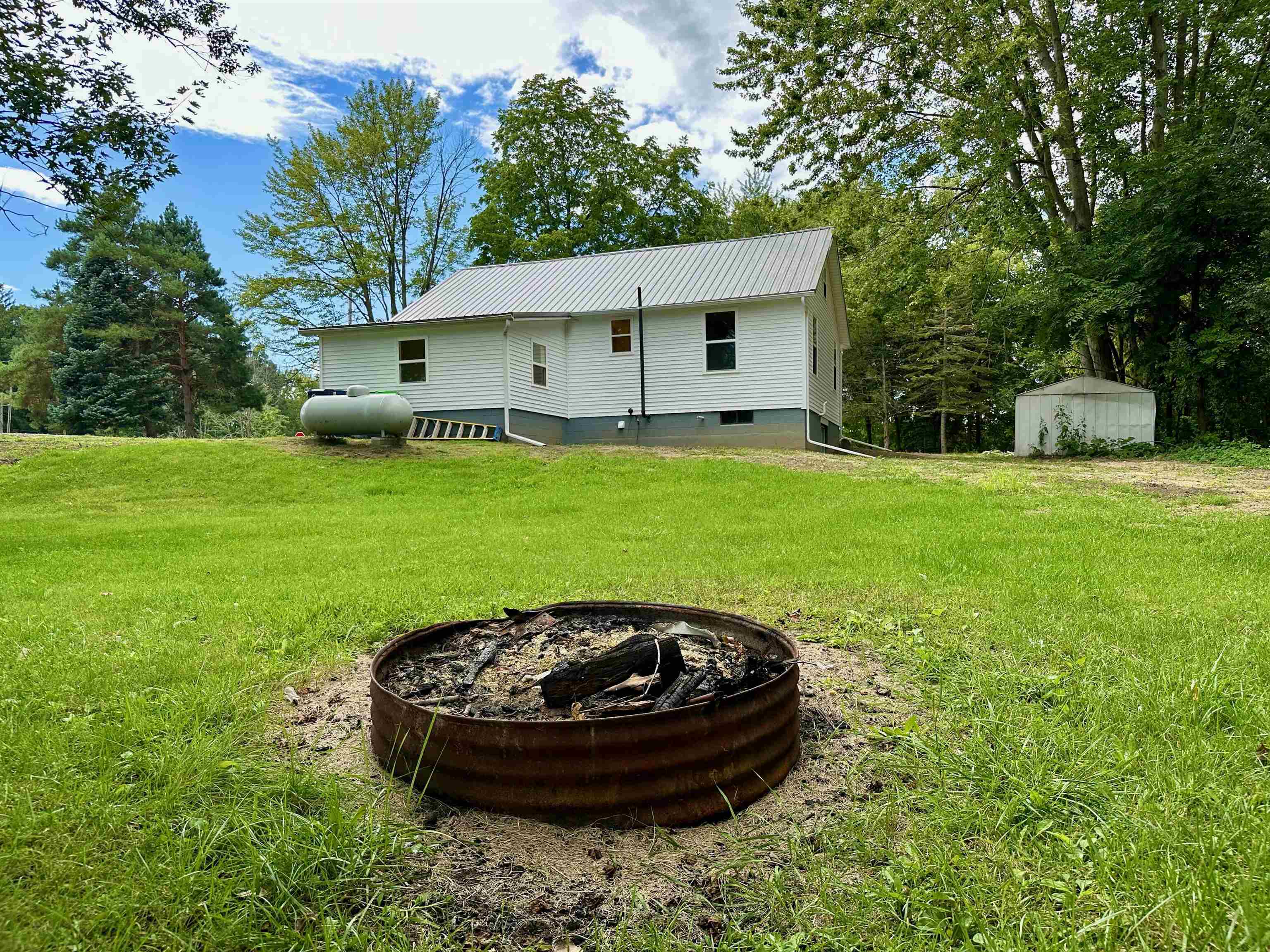 14979 Fowler Road Chesaning, MI 48616 - Photo 6 of 31