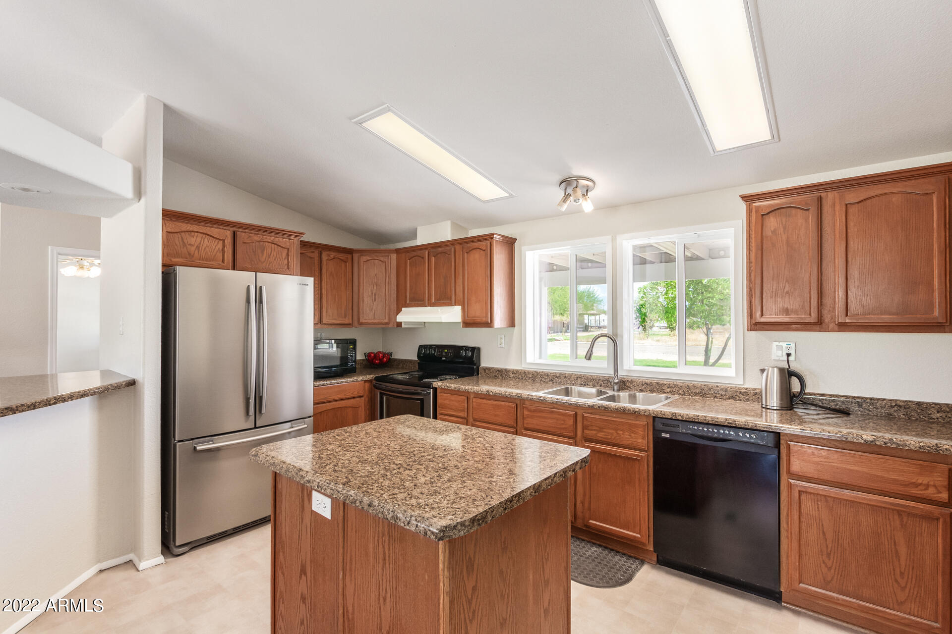 16618 East Ryan Road Gilbert, AZ 85297 - Photo 13 of 35 437D5816-9E41-47A8-96CD-38D56C75F86E