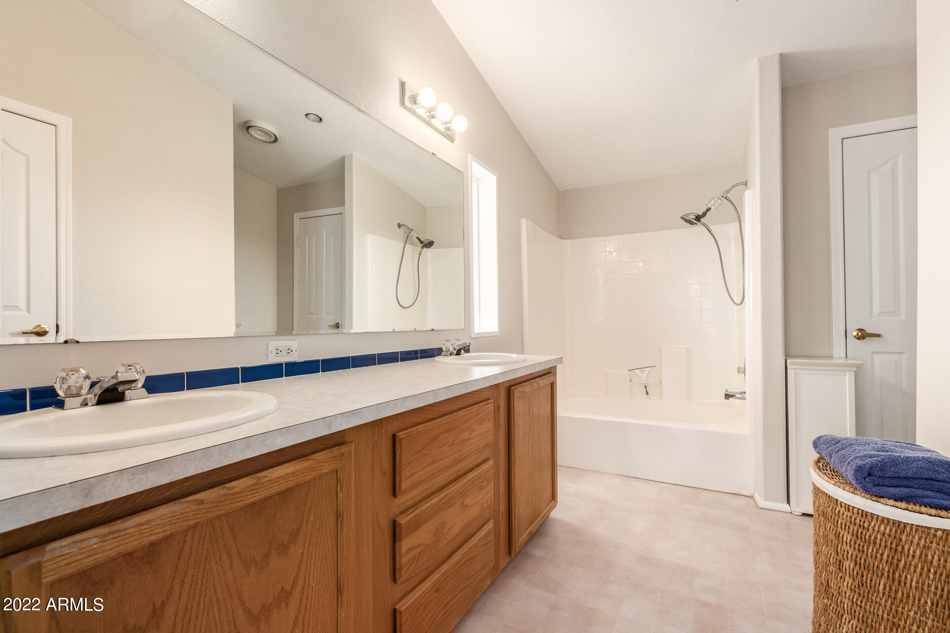 16618 East Ryan Road Gilbert, AZ 85297 - Photo 21 of 35 A9BE0857-A157-422A-BFA3-2DBF7D48203B