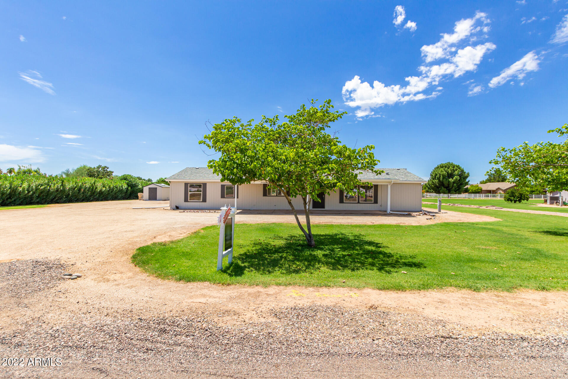 16618 East Ryan Road Gilbert, AZ 85297 - Photo 3 of 35 66E3A02F-951D-425B-85B6-B40F0136E21F