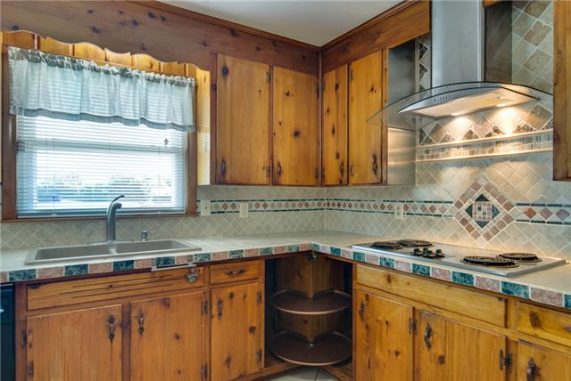 732 Baker Road Smyrna, TN 37167 - Photo 9 of 20 Gorgeous tile work and appliances