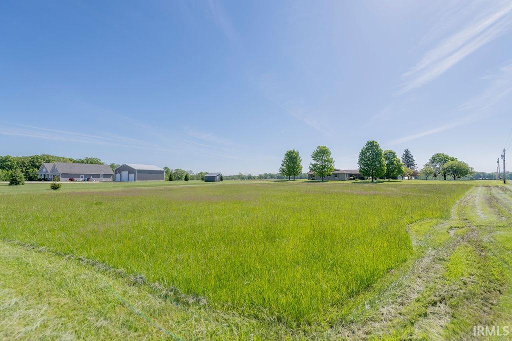 2180 West Old Trail Road Columbia City, IN 46725 - Photo 11 of 36