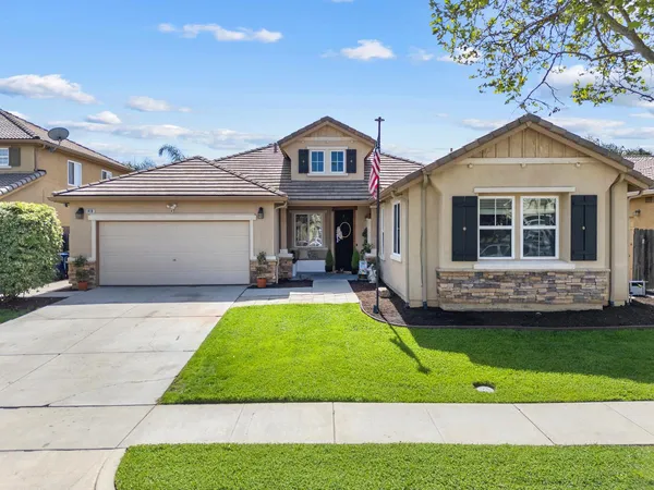 $505,000 | 1418 Hunter Creek Drive, Patterson, CA 95363
