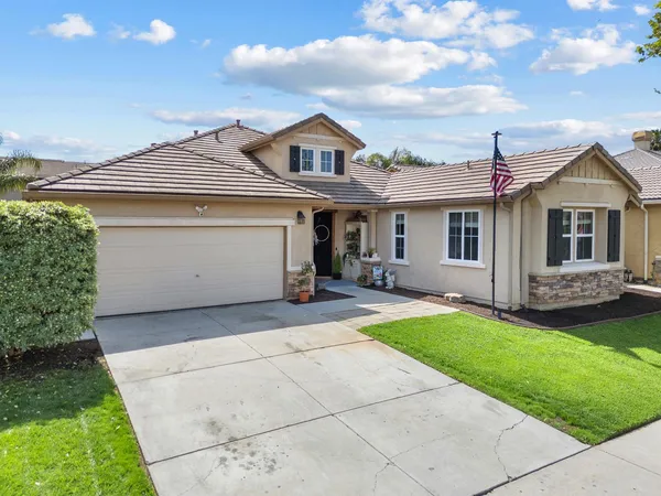 $505,000 | 1418 Hunter Creek Drive, Patterson, CA 95363