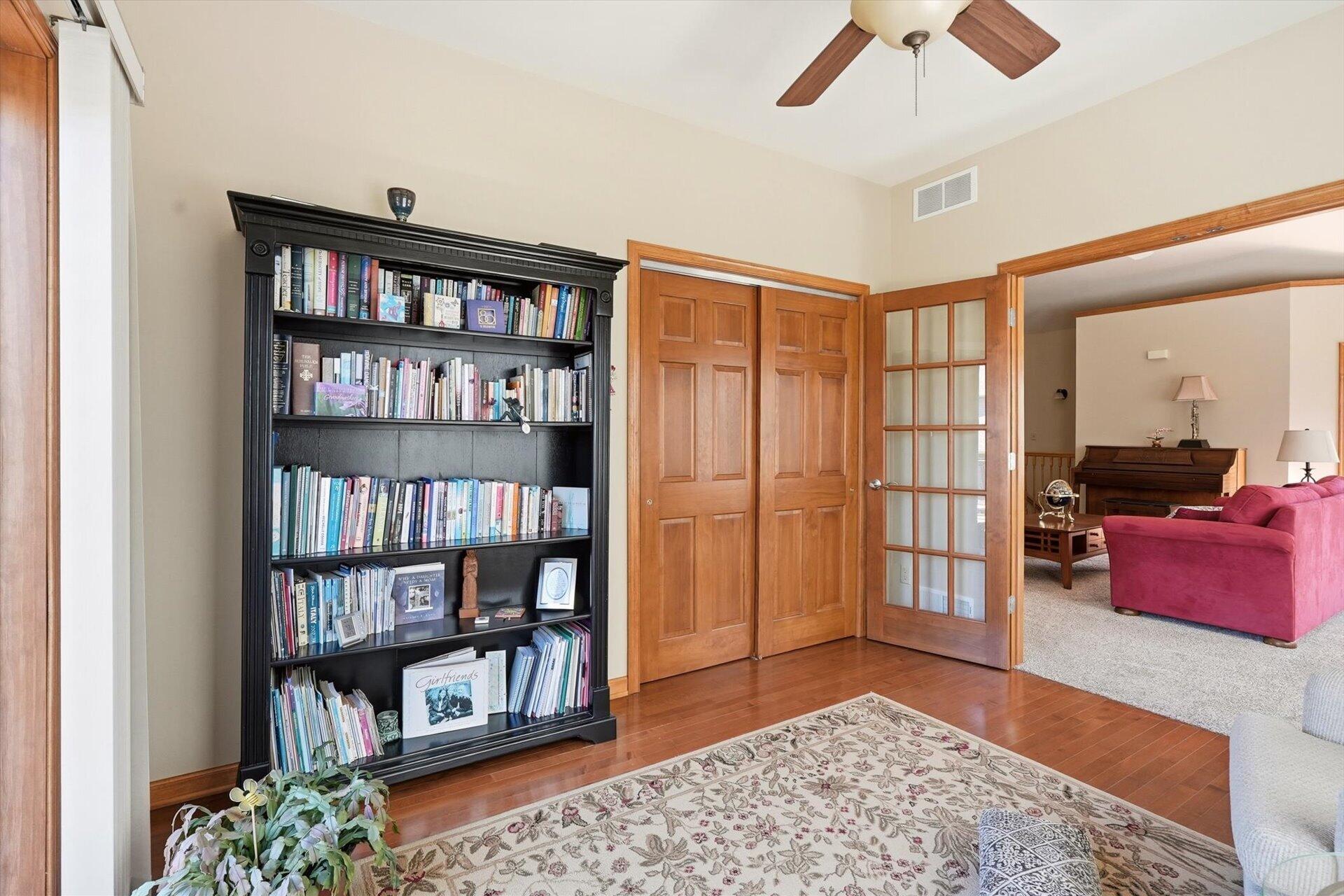 N7789 Maple Ridge Road Oconomowoc, WI 53066 - Photo 5 of 35 05-005_DSC04066
