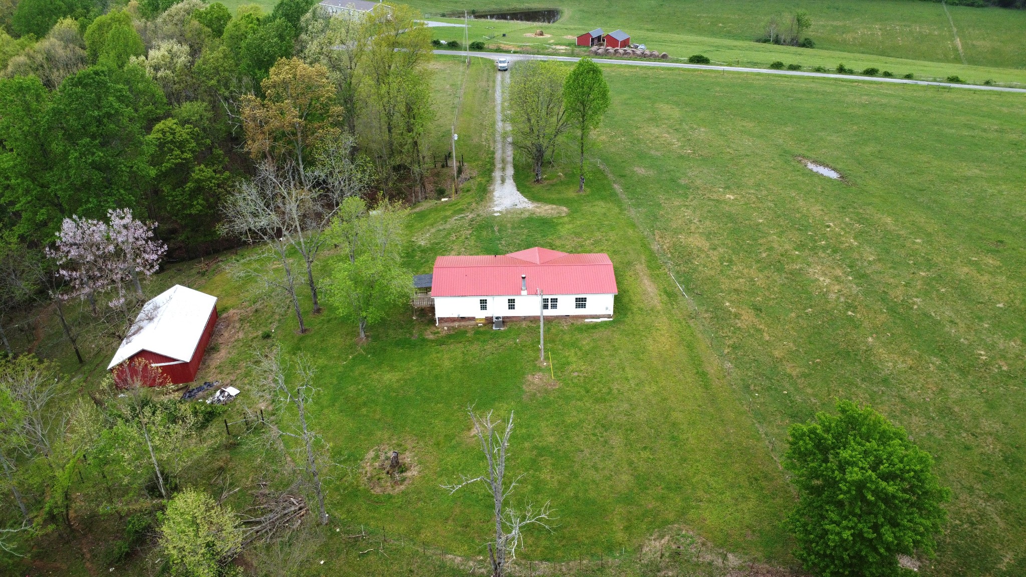 1094 Rose Hill Road Red Boiling Springs, TN 37150 - Photo 8 of 44 Gallery Image 8