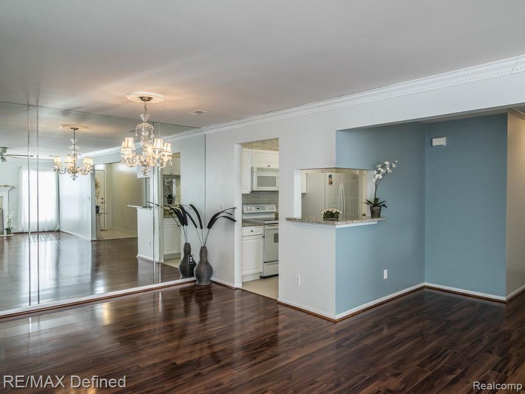 3651 Oakmonte Boulevard, Unit 21 Rochester, MI 48306 - Photo 9 of 16