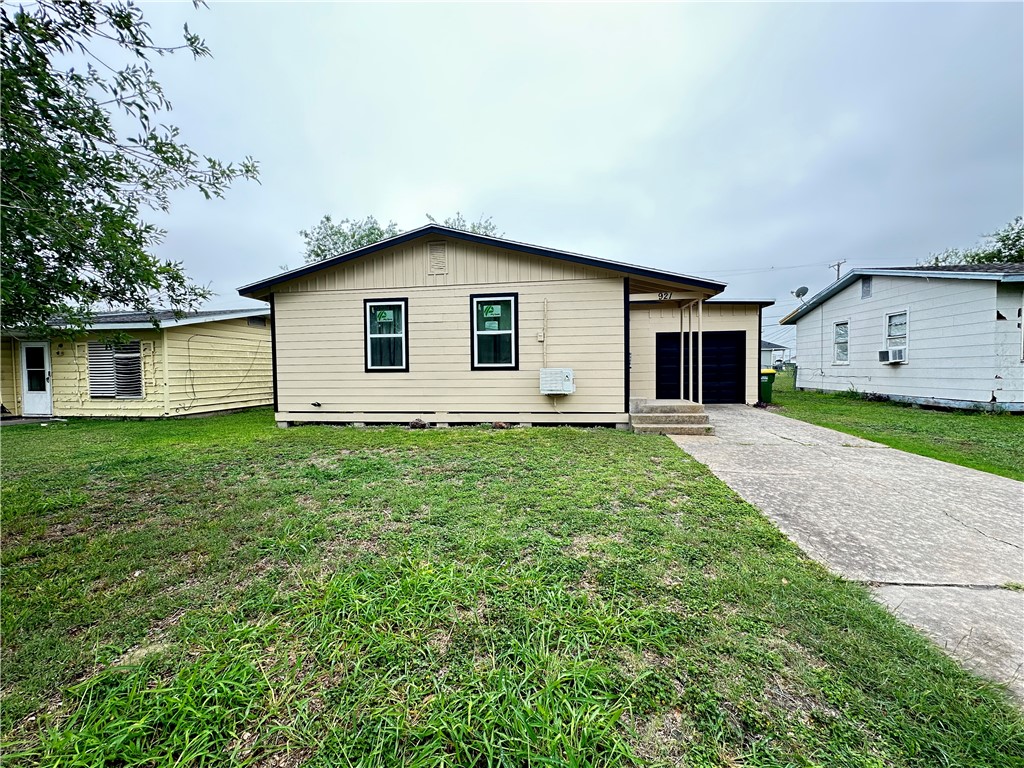 921 Oak Street Taft, TX 78390 - Photo 1 of 26