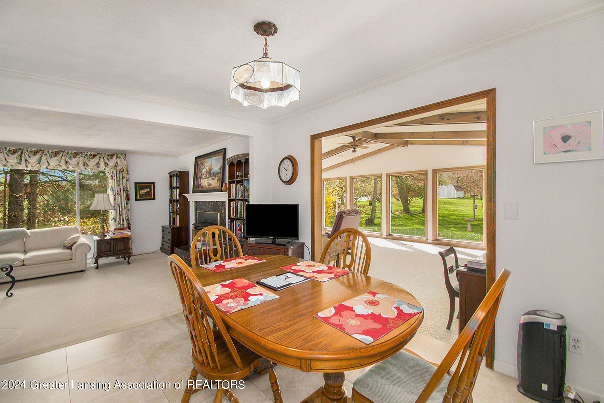 6443 Bunker Road Eaton Rapids, MI 48827 - Photo 8 of 33 Dining Room
