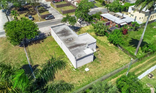 $5,900 | 126 Northeast 1st Avenue, Dania Beach, FL 33004