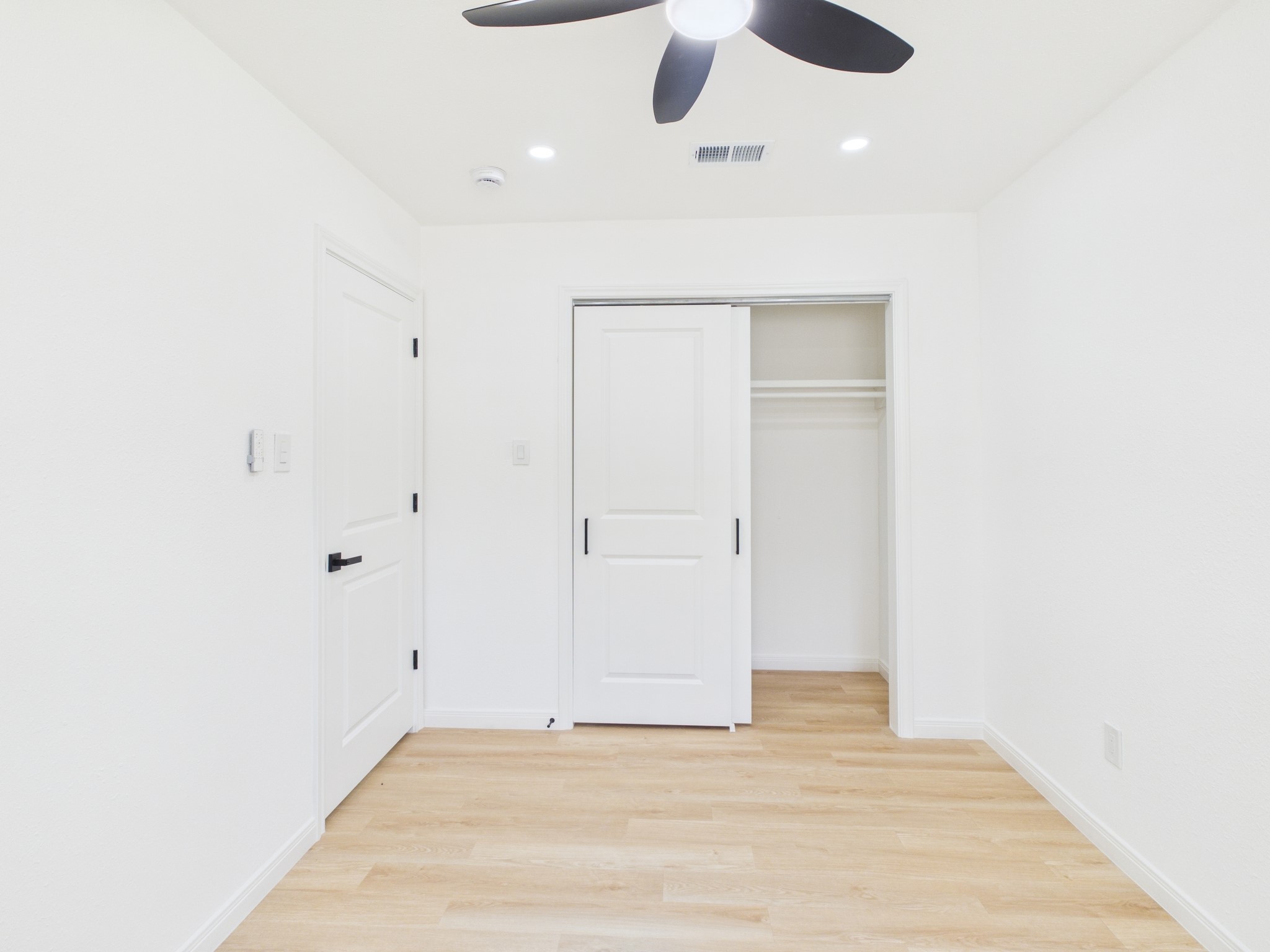 2002 Jones Street Rosenberg, TX 77471 - Photo 7 of 37