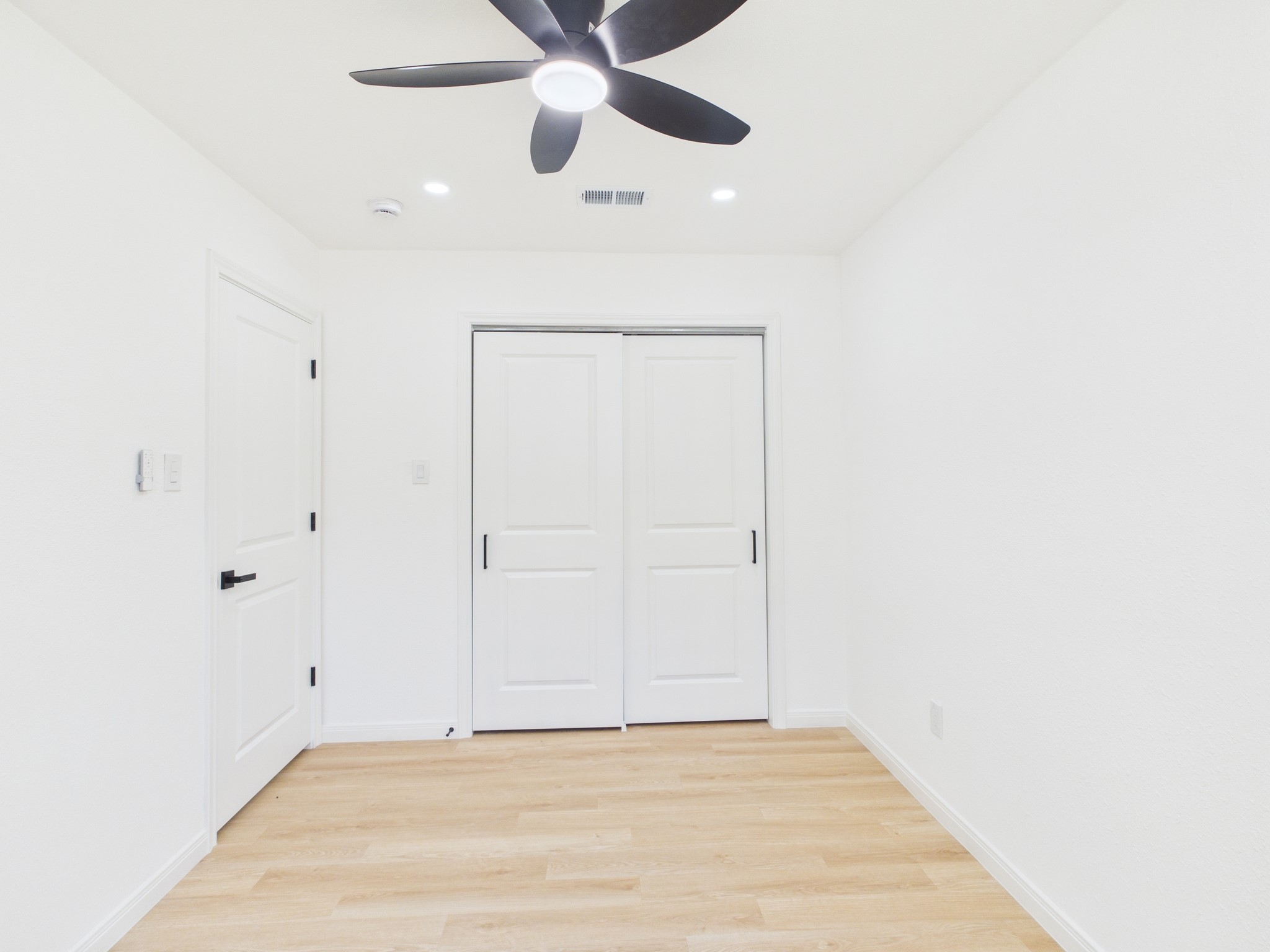 2002 Jones Street Rosenberg, TX 77471 - Photo 8 of 37