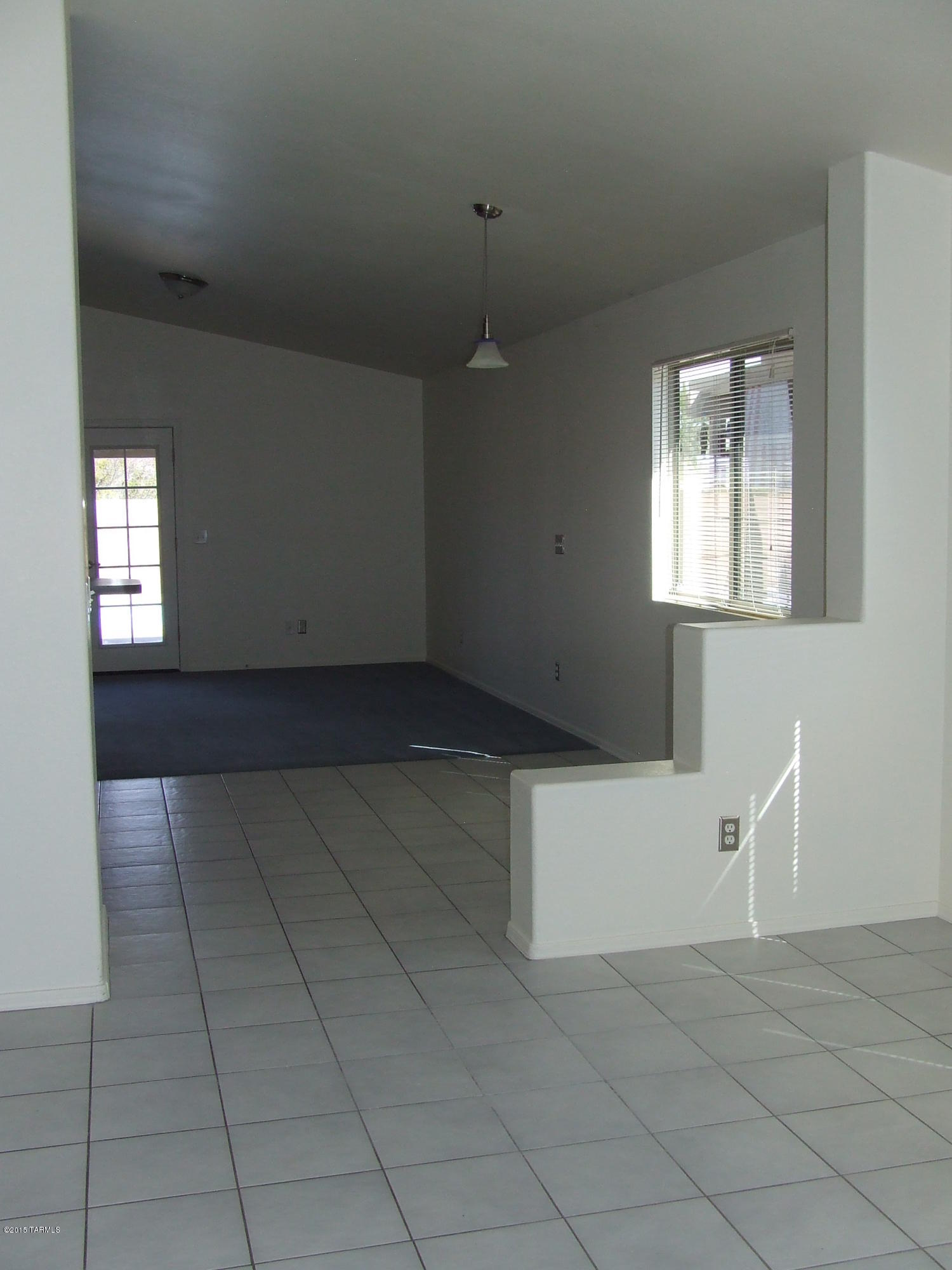 3721 South Sand Springs Road Tucson, AZ 85730 - Photo 6 of 21