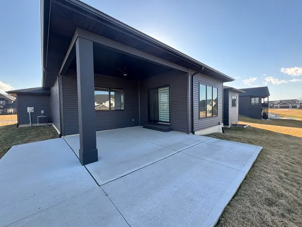 $695,000 | 6161 Bateleur Court, Fort Wayne, IN 46845