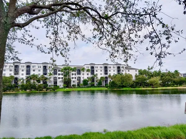 $2,500 | 1660 Renaissance Commons Boulevard, Unit 2606, Boynton Beach, FL 33426