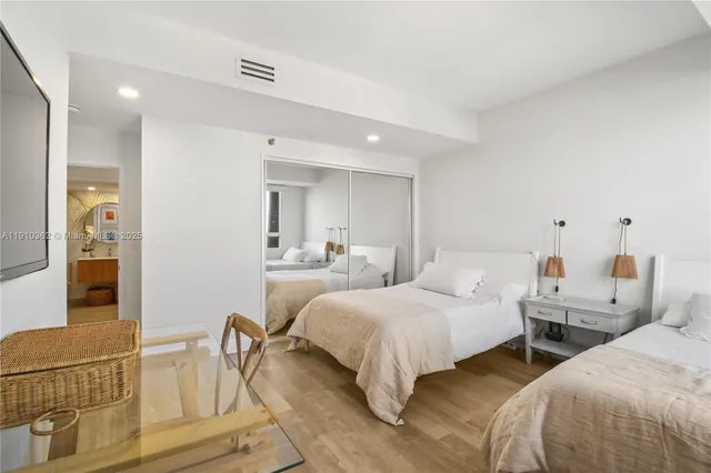 $2,900,300 | 151 Crandon Boulevard, Unit 1136, Key Biscayne, FL 33149