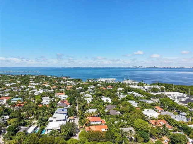$2,900,300 | 151 Crandon Boulevard, Unit 1136, Key Biscayne, FL 33149