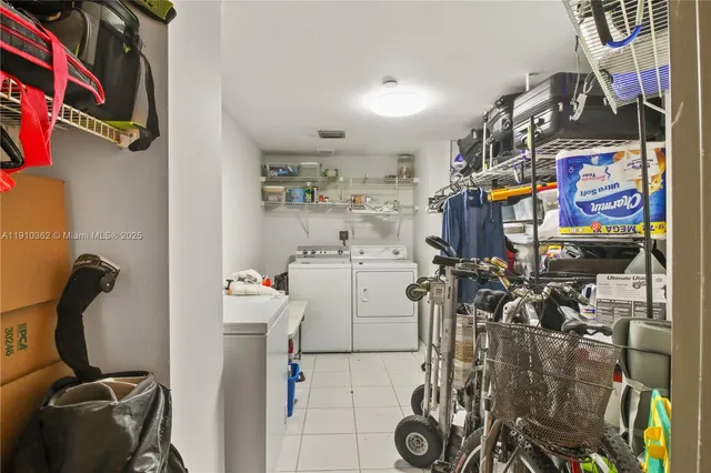 $2,900,300 | 151 Crandon Boulevard, Unit 1136, Key Biscayne, FL 33149