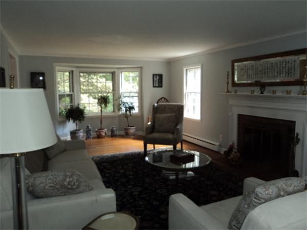 21 Ardmore Road Worcester, MA 01609 - Photo 12 of 29 Gallery Image 12