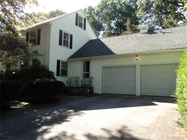 21 Ardmore Road Worcester, MA 01609 - Photo 3 of 29 Gallery Image 3