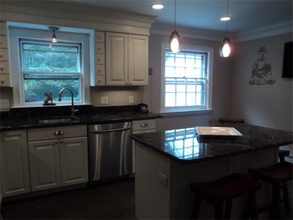 21 Ardmore Road Worcester, MA 01609 - Photo 5 of 29 Gallery Image 5