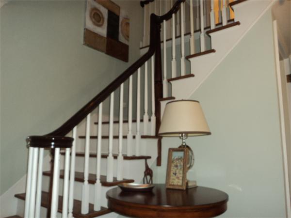 21 Ardmore Road Worcester, MA 01609 - Photo 8 of 29 Gallery Image 8