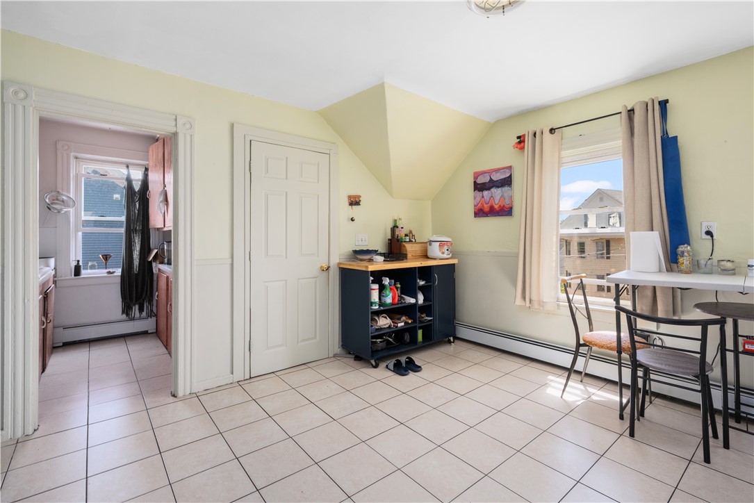217 Amherst Street Providence, RI 02909 - Photo 3 of 23