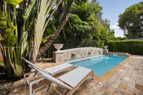 $3,600,000 | 4065 Battersea Road, Miami, FL 33133