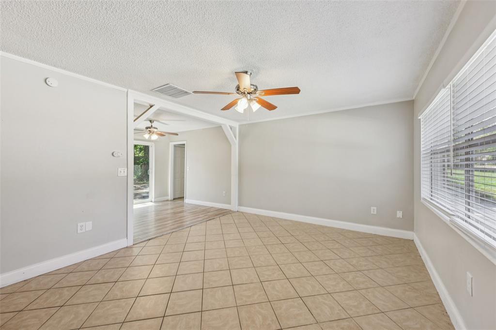 3675 Rundo Drive Orlando, FL 32818 - Photo 3 of 27 Gallery Image 3