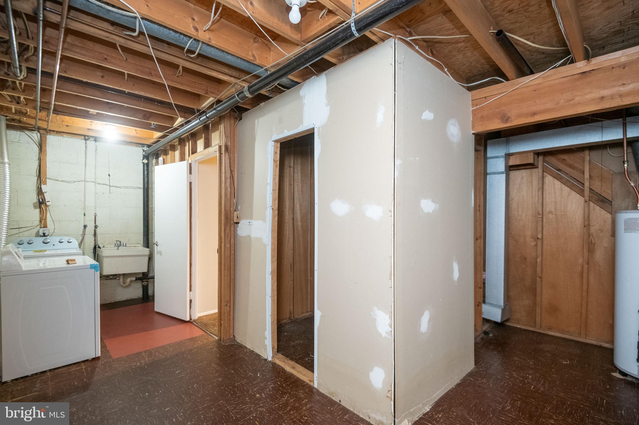 8282 Vosges Road Windsor Mill, MD 21244 - Photo 46 of 55 Gallery Image 46