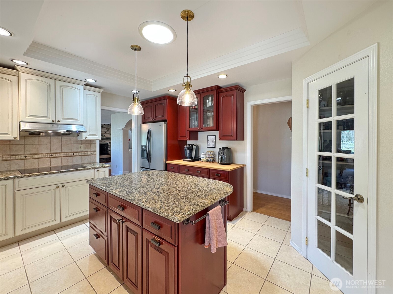 2204 Happy Valley Road Sequim, WA 98382 - Photo 12 of 40