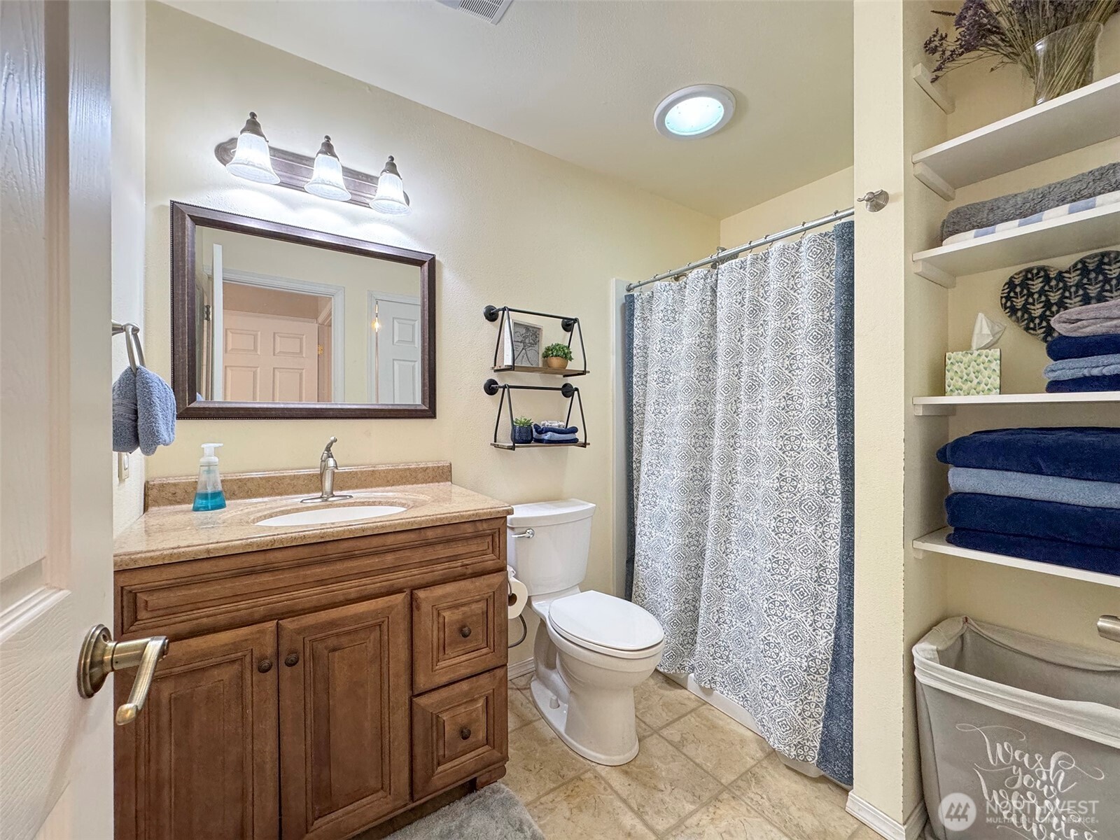 2204 Happy Valley Road Sequim, WA 98382 - Photo 24 of 40