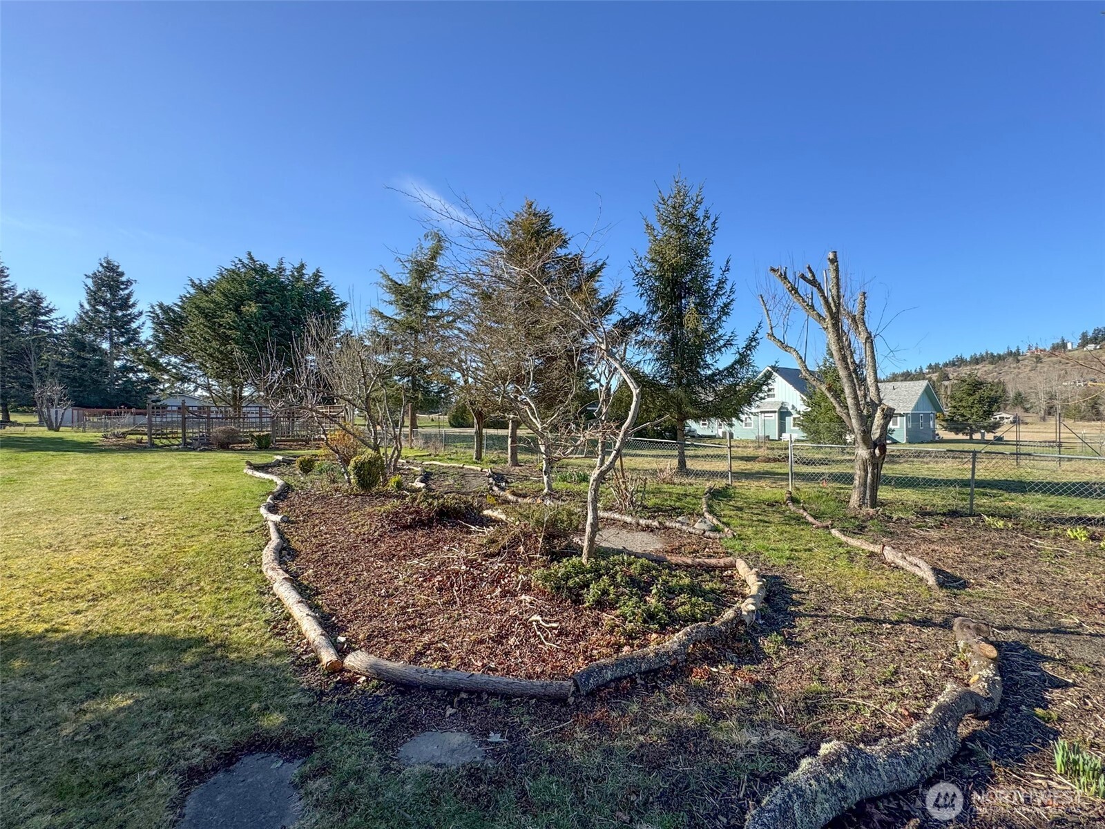 2204 Happy Valley Road Sequim, WA 98382 - Photo 34 of 40