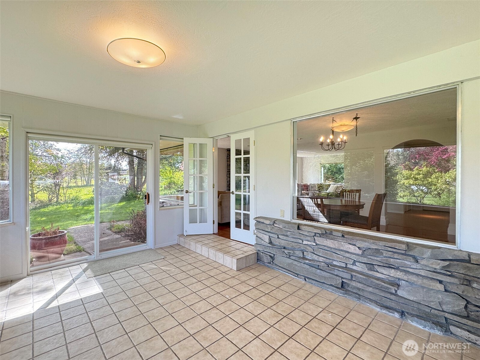 2204 Happy Valley Road Sequim, WA 98382 - Photo 7 of 40