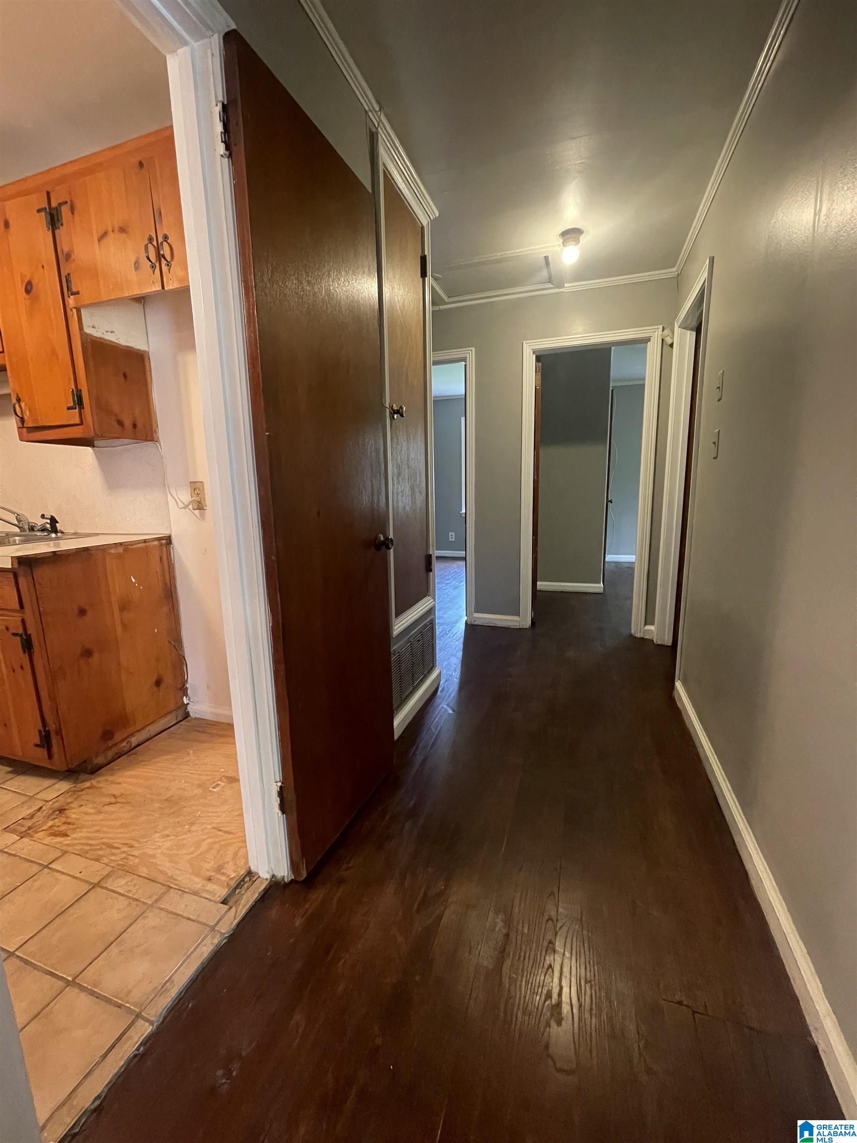 708 Stuart Street Montgomery, AL 36105 - Photo 5 of 17