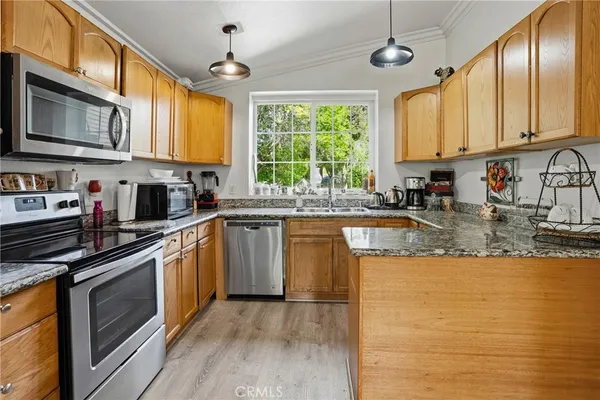 $1,958,800 | 6701 East Zayante Road, Felton, CA 95018