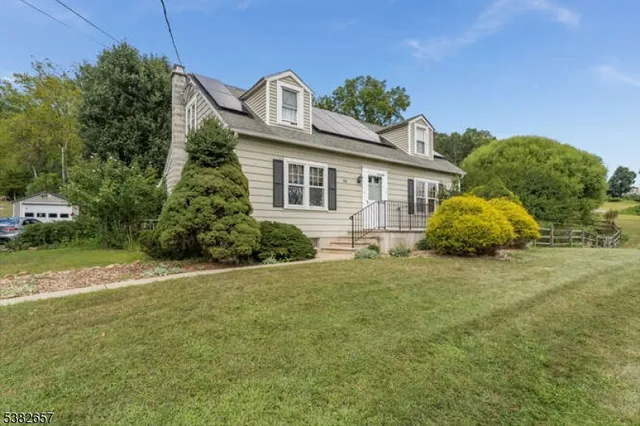 $474,900 | 98 Church Road, Milford, NJ 08848