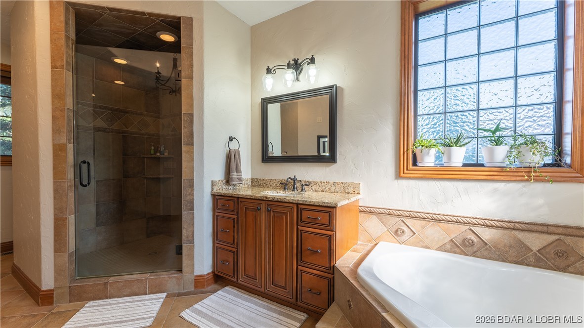 5745 Tree Leaf Court Osage Beach, MO 65065 - Photo 26 of 49